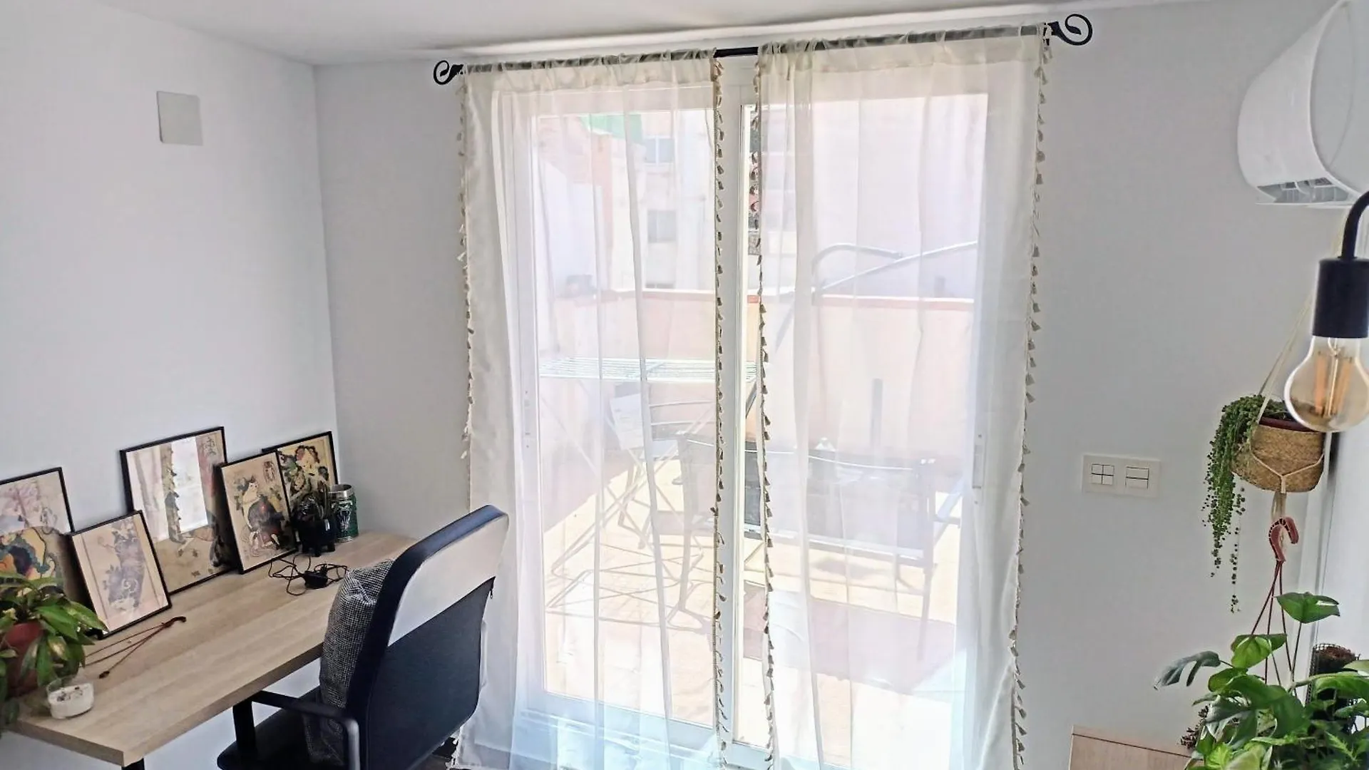 Habitacion Doble En Apartamento Reformado Con Terraza Double Room In Lovely Apartment With Terrace Granada