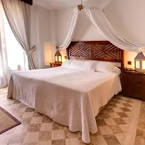 Отель Boutique Reina Mora, Гранада